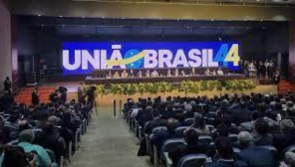 DEM e PSL aprovam fusão; novo partido se chamará União Brasil