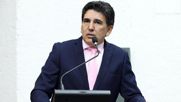 Dep. Prof. Júnior Geo pede impeachment do governador afastado Wanderlei Barbosa