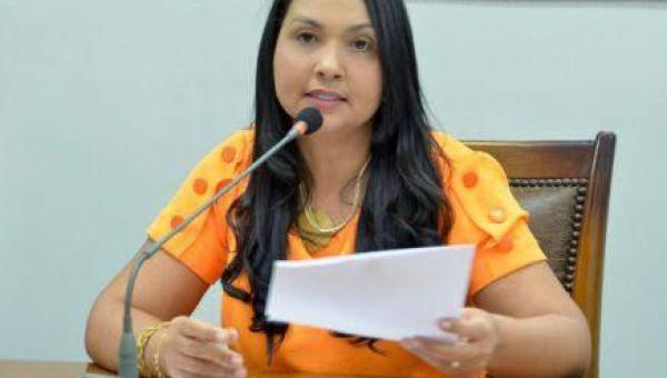 Deputada Vanda apoia vereadora Tânia Precata e repudia qualquer ato de desrespeito contra as mulheres do Tocantins