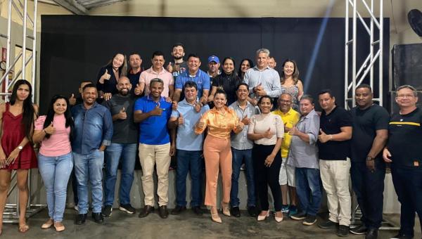 Deputada Vanda reune pre-candidatos a vereadores de Palmas e destaca fortalecimento do grupo para as eleições 2024