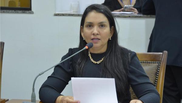 Deputada Vanda solicita que direção da BRK explique tarifas praticadas nas contas de água