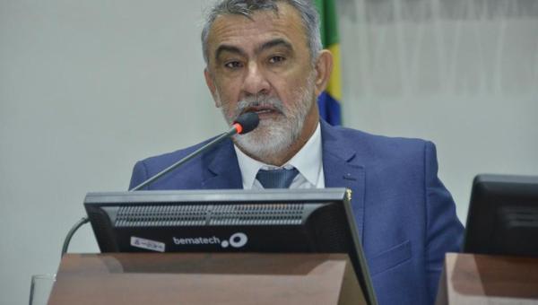 Deputado Amélio Cayres é submetido a cirurgia de emergência na tarde desta quarta-feira, 17, em Palmas
