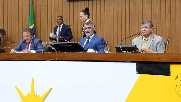 Deputado Amélio Cayres pede implantação do Núcleo do Instituto de Identificação em Nazaré 