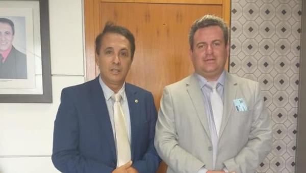 Deputado Carlos Gaguim destina R$ 500 mil para ser aplicado na área da saúde em Wanderlândia