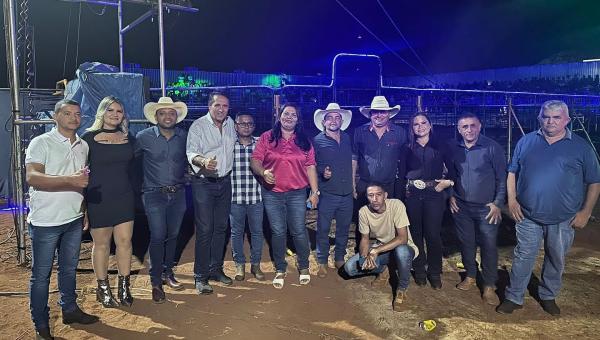 Deputado Carlos Gaguim participa de festa agropecuária em Cachoeirinha no Bico do Papagaio