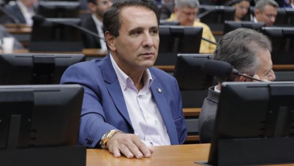 Deputado federal Carlos Gaguim fala sobre investimento de R$15 milhões na saúde do Tocantins 