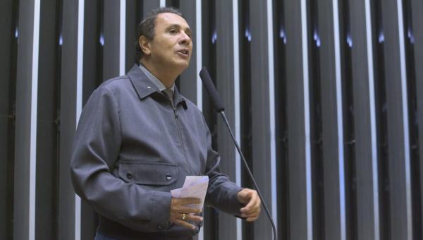 Carlos Gaguim segue atento às demandas do Tocantins
