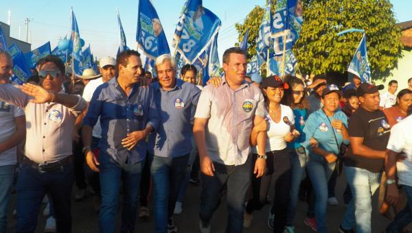 Deputado Gaguim participa de caminhada de lançamento da candidatura de Eduardo Madruga no norte do Tocantins 