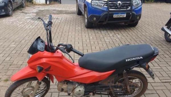 Dois adolescentes são apreendidos com motocicleta furtada em Araguaína