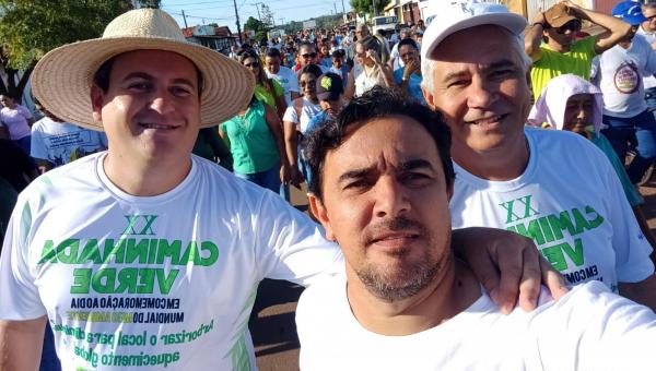 Eduardo Madruga participa de caminhada ecológica em Wanderlândia 