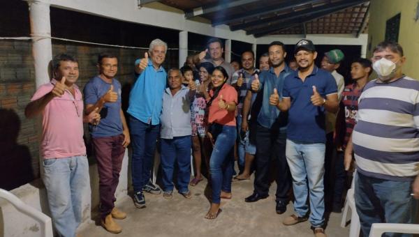 Eduardo Madruga se reúne com lideranças em Barra do Ouro