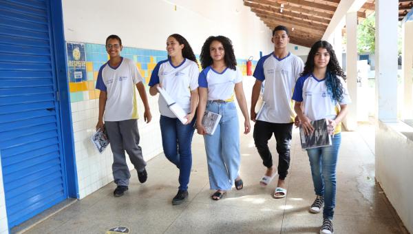 Educação discute estratégias da campanha de enfrentamento de evasão escolar para o ano letivo de 2023