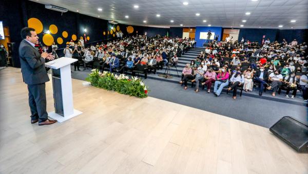 Educação inicia aulas presenciais para o ano letivo de 2022 na rede estadual de ensino