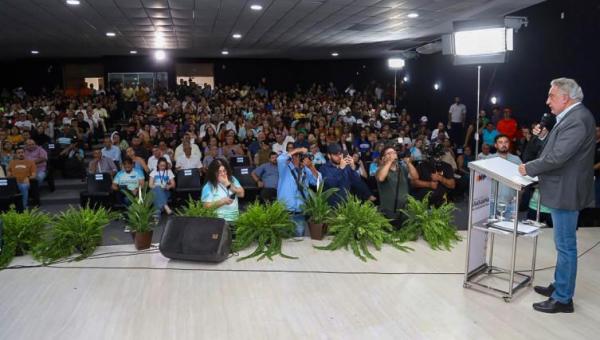 Em Araguaína, Governador Laurez Moreira reforça compromisso com políticas públicas para a primeira infância