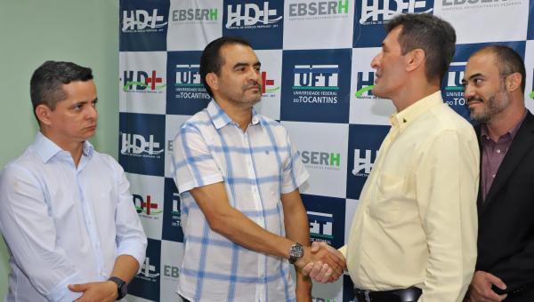 Em Araguaína, governador Wanderlei Barbosa se compromete em levar melhorias para importantes unidades de saúde da cidade