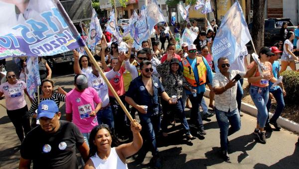 Em Araguaína, Valderez e Lázaro Botelho participam de grande caminhada em apoio a Wanderlei Barbosa