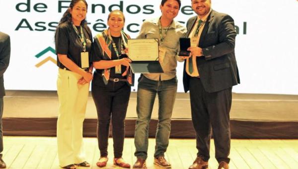 Em Brasília, Governo do Tocantins recebe condecoração do FNAS por fortalecer a assistência social