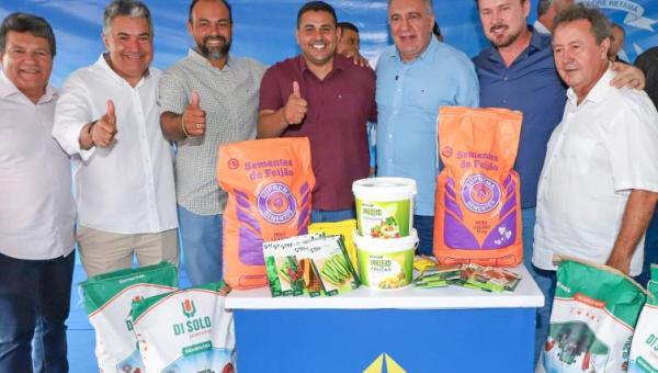 Em Campos Lindos, governador Laurez Moreira reforça importância de ação integrada para acesso a serviços essenciais e fortalecimento econômico