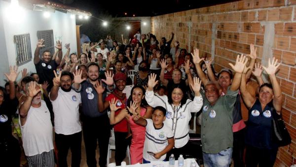 Em Palmas, Valderez se reúne com moradores e líderes comunitários da região Sul