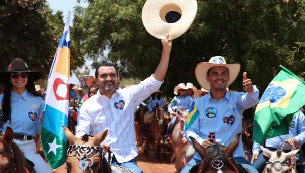 Em Palmeirante, Governador Wanderlei Barbosa participa de grande cavalgada e destaca empenho para obras de recuperação da TO-335