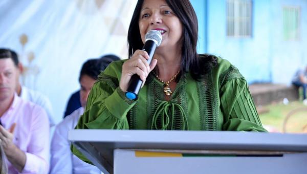 Em Palmeiras, Valderez participa de autorização para construção de complexo esportivo e incentivo a piscicultura