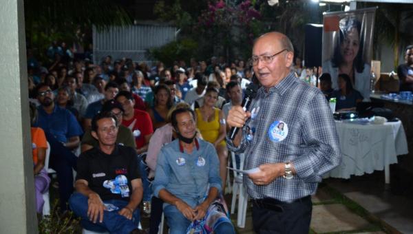 Em reunião lotada, artistas confirmam apoio a reeleição de Lázaro Botelho e Valderez Castelo Branco