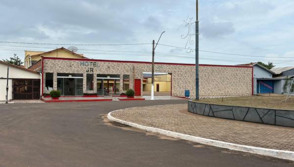 Empresário de Ananás tem casa invadida, caminhonete roubada e cães abatidos por ladrões em plena luz do dia
