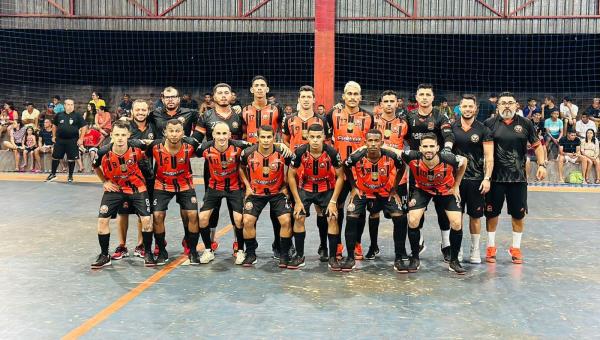 Equipe de Futsal Invictus vence time Atlas de Paraíso do Tocantins em Ananás 