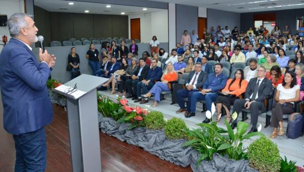 Escola do Legislativo abre o ano letivo ofertando 670 vagas