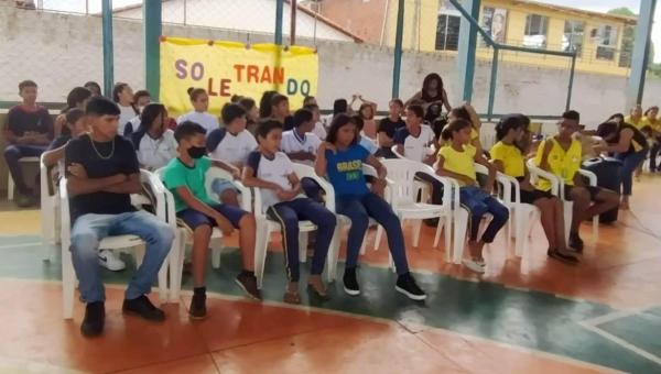 Escola Estadual de Tocantinópolis promove Sarau Literário Regional e competições do projeto Soletrando 