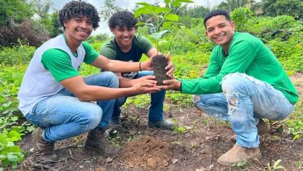Escola Família Agrícola de Esperantina vence Prêmio Escola que Transforma com temática voltada para recuperação de matas ciliares