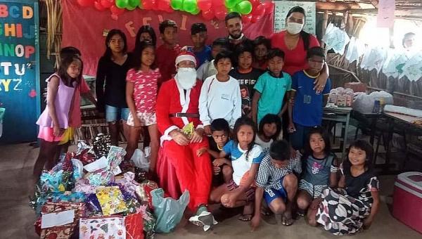 Escola indígena de Tocantinópolis realiza Ação Natalina nas aldeias 