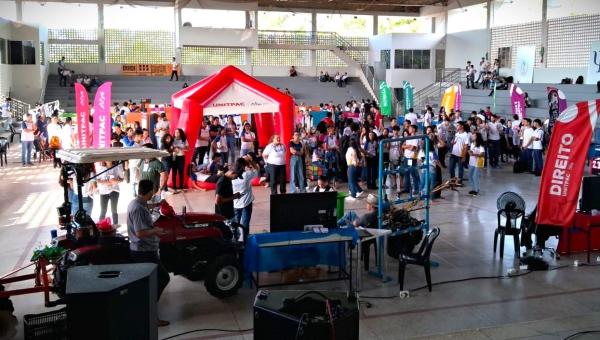 Escolas da Regional de Educação de Araguaína socializam práticas pedagógicas exitosas realizadas em 2023