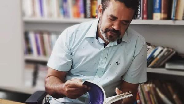 Escritor Edson Gallo lançará, nesta quarta-feira, 16, seu novo livro