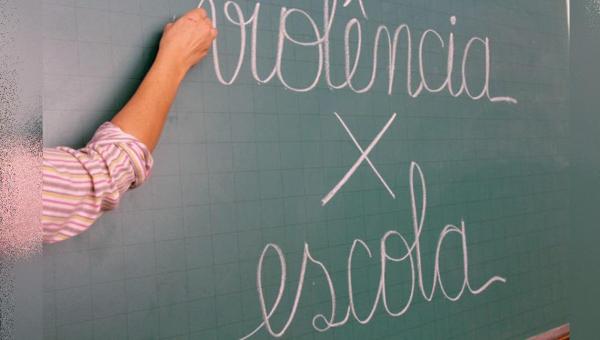 Especial - Deputados requerem medidas de enfrentamento a ataques nas escolas