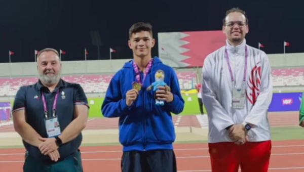 Estudante da rede estadual do Tocantins é campeão mundial nos 100m rasos na Olimpíada Internacional do Desporto Escolar no Bahrain