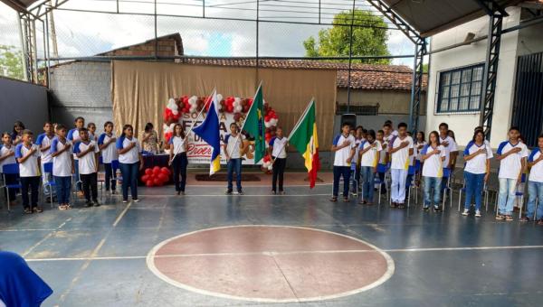 Formatura do PROERD contempla alunos do 7º e 8º Ano do Colégio Estadual Professora Juliana Barros em Xambioá