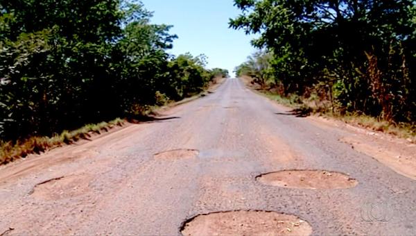Governador Wanderlei Barbosa assinará ordem de serviços para a Restauração asfáltica da TO-335, entre Colinas e Palmeirante