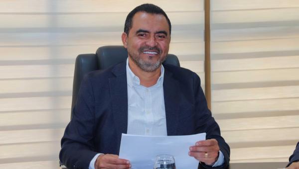 Governador Wanderlei Barbosa decreta ponto facultativo no período da tarde da segunda-feira, 29, para órgãos da administração estadual



