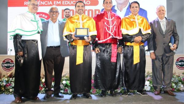 Governador Wanderlei Barbosa e Deputado Federal Carlos Gaguim recebem título de Doutor Honoris Causa do Centro Universitário ITOP - UNITOP 