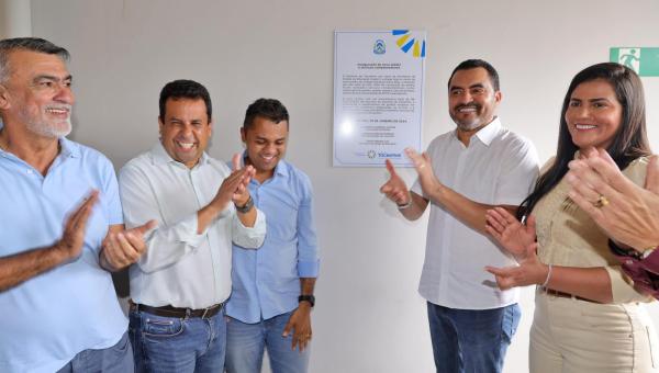Governador Wanderlei Barbosa inaugura colégio em Itaguatins com investimento de R$ 3,2 milhões