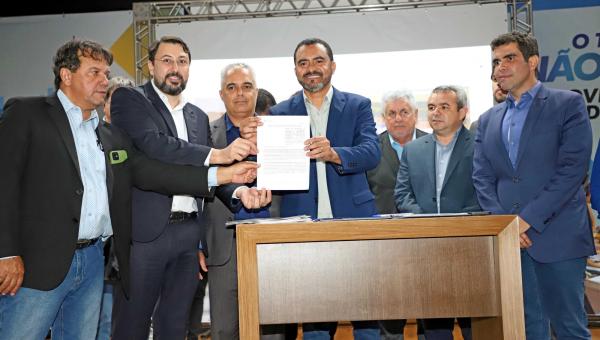 Governador Wanderlei Barbosa lança programa Tocantins Inteligente para buscar soluções urbanas nos 139 municípios tocantinenses