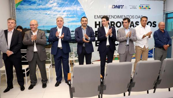 Governador Wanderlei Barbosa participa da apresentação do projeto para implantação das hidrovias dos rios Madeira e Tocantins