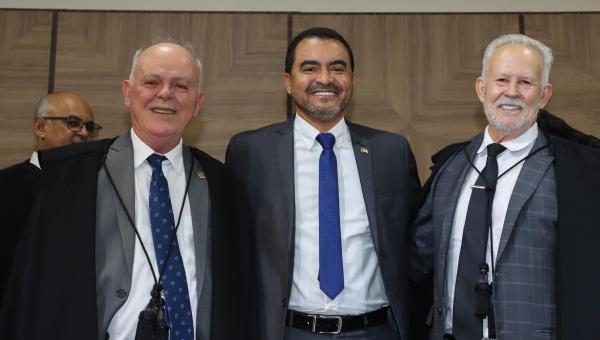 Governador Wanderlei Barbosa participa da posse da nova gestão do TRE-TO e destaca o trabalho sério da instituição