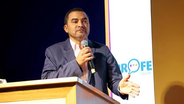 Governador Wanderlei Barbosa sanciona Lei do Profe e destaca: “Programa vai revolucionar a educação do Tocantins”
