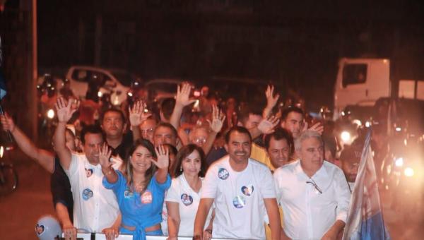 Governador Wanderlei mostra força com carreata e comício gigantes em Palmeiropolis