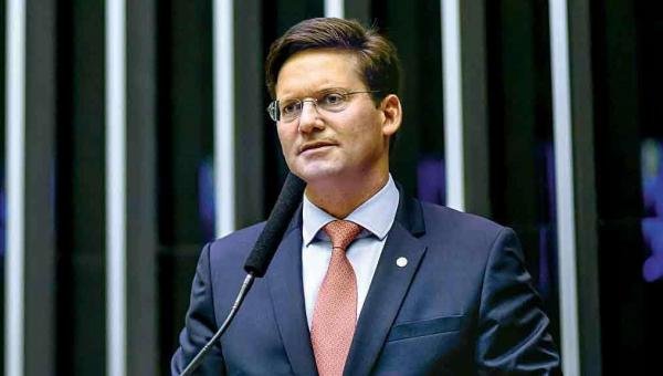 Governo Bolsonaro descumpre promessa e não paga retroativo do Auxílio Brasil