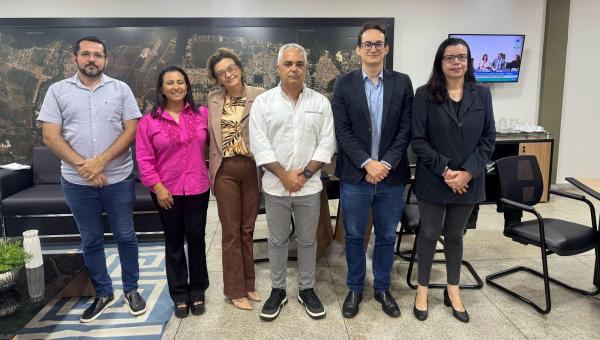 Governo do Tocantins alinha ações para desburocratizar regularização fundiária em Araguaína 