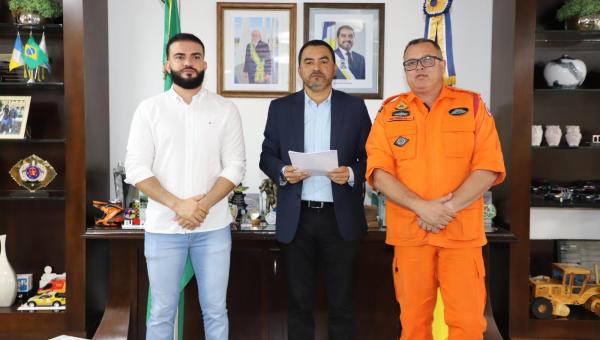 Governo do Tocantins autoriza convocação de aprovados no concurso público de Praças e Oficiais do Corpo de Bombeiros Militar