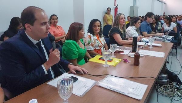 Governo do Tocantins e 130 municípios discutem a política de assistência social no Estado